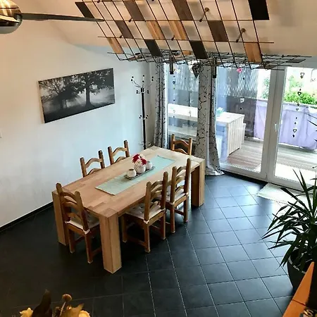 125 M² In * Salem