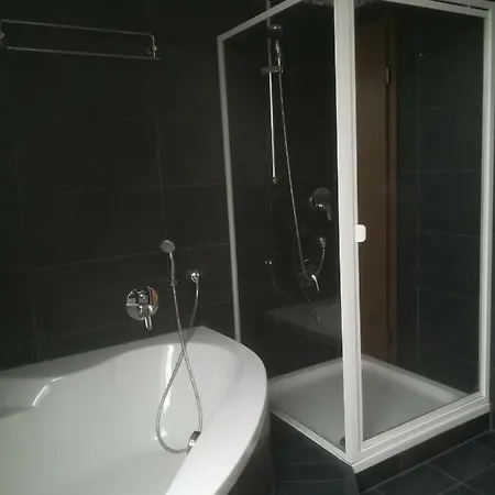 125 M² In